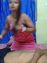 Yourmanu webcam stripchat model stream image