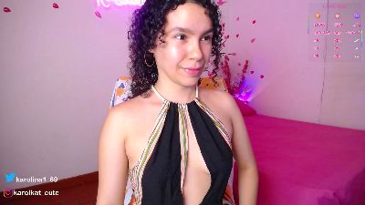 karolina_69cute webcam model stream image