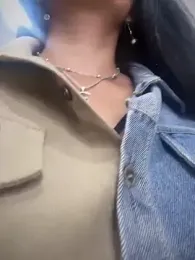 _Bella-Office1 webcam model stream image