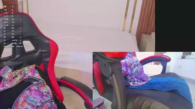 MiaVoss_ webcam model stream image