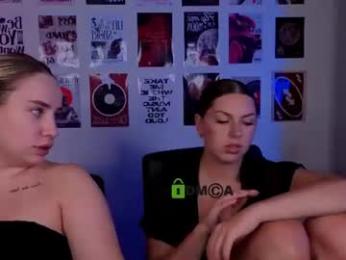 amalialowell webcam model stream image