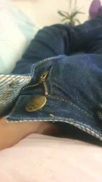 aia_191 webcam model stream image