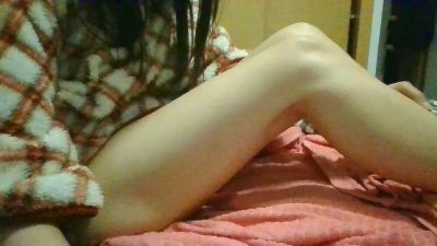 Olyloly webcam cam4 model stream image