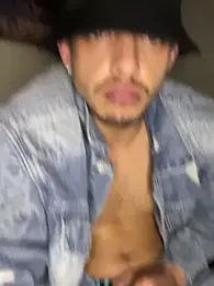 canochvz webcam stripchat model stream image