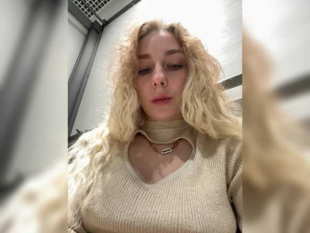 JJane- webcam model stream image