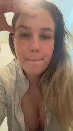 Lauretta5702 webcam cam4 model stream image
