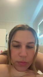 Lauretta5702 webcam model stream image