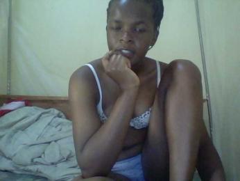 Cute-lizah webcam model stream image