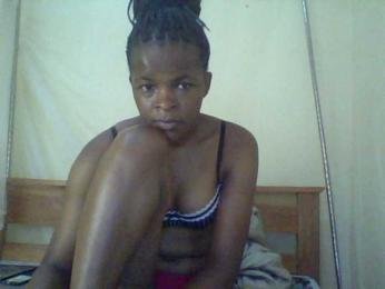 Cute-lizah webcam bongacams model stream image