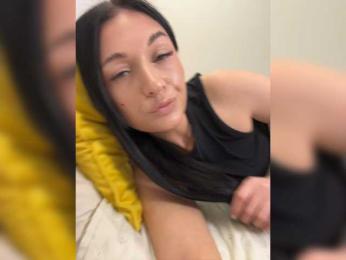 _UkRaiNo4Ka_ webcam bongacams model stream image