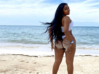 NaiomiLane webcam model stream image