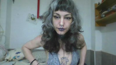 UrValkyrie webcam model stream image