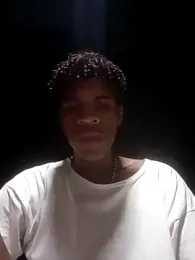 dantecruz19 webcam model stream image