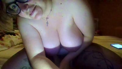 yleshow1 webcam model stream image