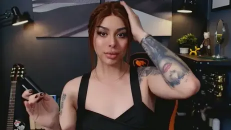 LetisiaRocks webcam model stream image