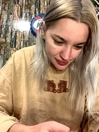 Sextazy webcam model stream image