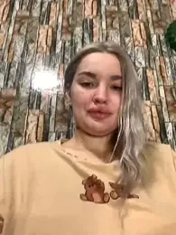 Sextazy webcam model stream image