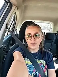 DaisyDea webcam model stream image