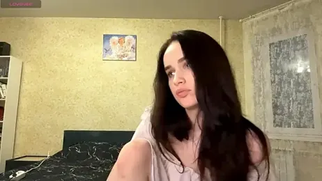 Quiet_luxury webcam model stream image