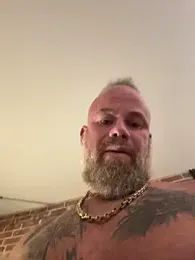 Muscledick40 webcam model stream image