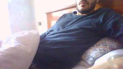 Alvarobcn34 webcam model stream image