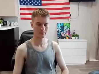 greonn webcam model stream image