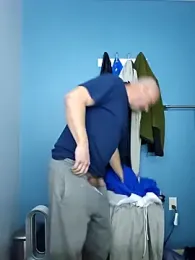 akstr8 webcam model stream image