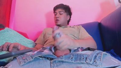Oilmen22 webcam model stream image