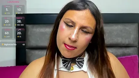 WildDolls webcam model stream image