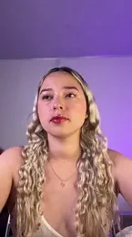 Irisweet_ webcam model stream image