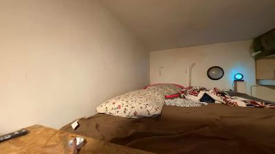 SpacerWoman webcam model stream image