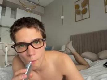 forrestgamp webcam chaturbate model stream image