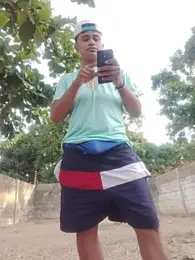 HOTRAINYGOLDEN webcam model stream image