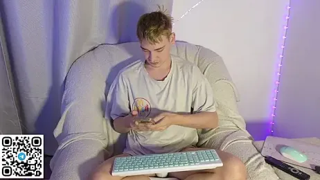 Julian_wins webcam model stream image