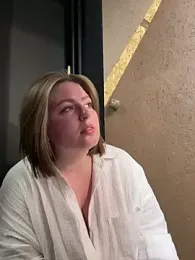 Lindy_Mable webcam model stream image