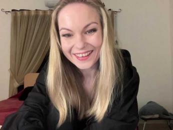 LilithNewdawn webcam model stream image