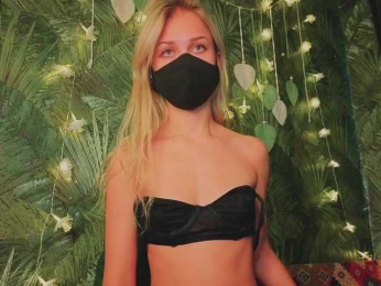 Meeeeow webcam model stream image