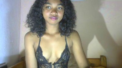 Isah2026 webcam model stream image