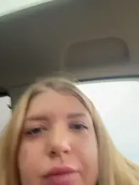 OdriOlsens webcam model stream image