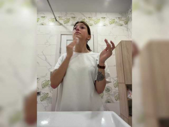 --Eva-22-- webcam model stream image