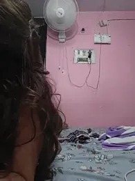 HotyNishakaur webcam model stream image