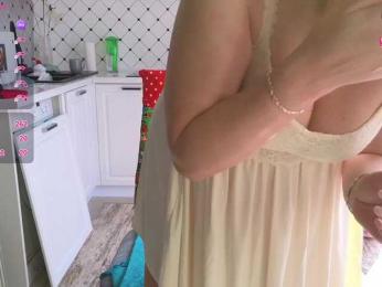 Pink-Lips webcam model stream image