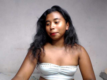 Pauliemarie webcam bongacams model stream image