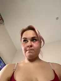 TwiceTheMess webcam model stream image