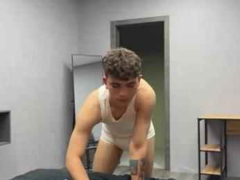 maxwoolf webcam model stream image