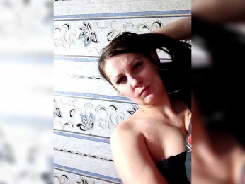 Maia85 webcam model stream image