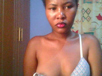 Pretty-thalia1 webcam bongacams model stream image