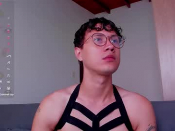 leaneseb webcam chaturbate model stream image