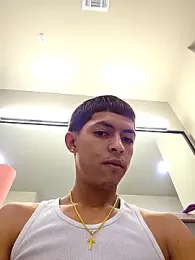 Yoko0381 webcam model stream image