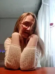 Evelina_cute webcam model stream image